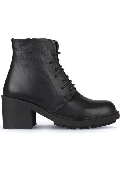 Siyah Deri Kadın Topuklu Bot 01WZ7904 01WZ7904