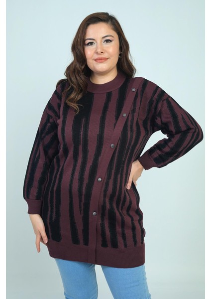 Kadın Önü Düğme Detaylı Simli Boyuna Çizgili Büyük Beden Triko Tunik Kazak modelleri