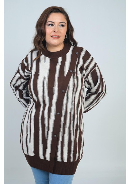 Kadın Önü Düğme Detaylı Simli Boyuna Çizgili Büyük Beden Triko Tunik Kazak fiyatları