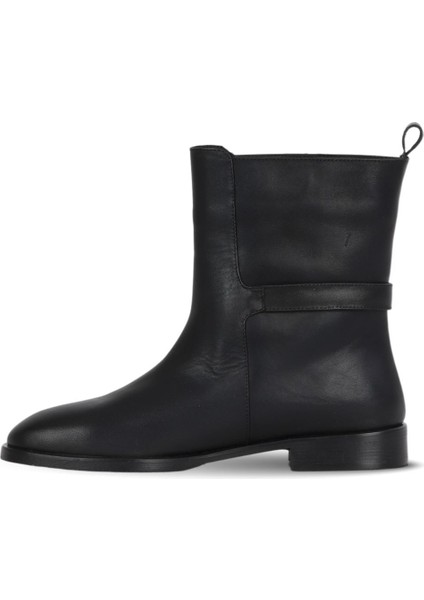 Siyah Deri Kadın Düz Bot 30WB25554 30WB25554 modelleri