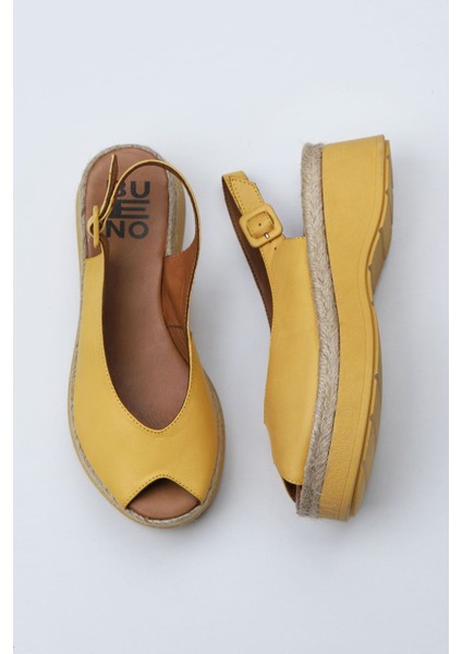 Sarı Deri Kadın Düz Sandalet 01WY8200 01WY8200