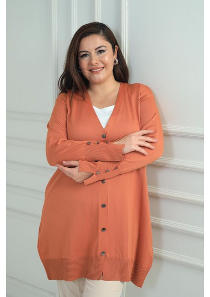 Kadın Kolları Düğme Detaylı Soğuk Iplik Büyük Beden Uzun Hırka modelleri