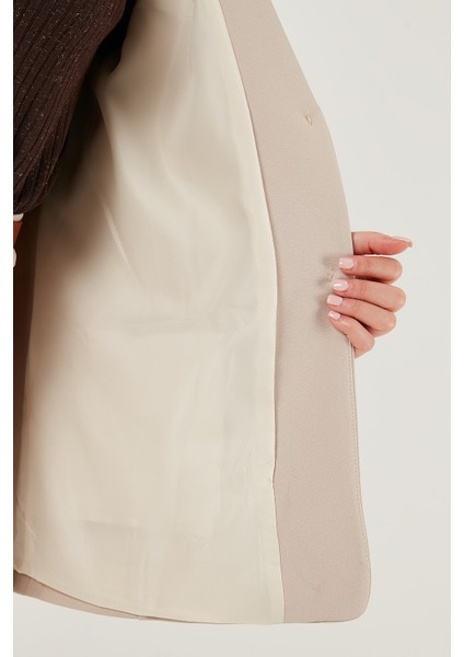 Regular Fit Ceket Yaka Düğmeli Blazer Ceket Bayan Ceket 6839562