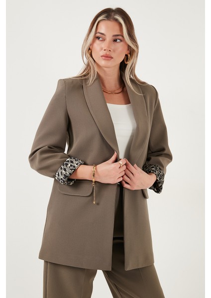 Regular Fit Klasik Yaka Desenli Astar Detaylı Blazer Ceket Bayan Ceket 6839227