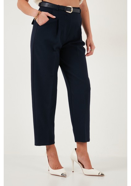 Regular Fit Yüksek Bel Düz Paça Kemerli Pantolon Bayan Pantolon 68350938 fırsatları