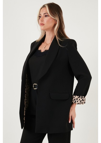 Regular Fit Klasik Yaka Desenli Astar Detaylı Blazer Ceket Bayan Ceket 6839227