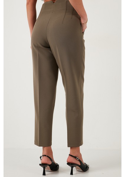Regular Fit Yüksel Bel Düz Paça Havuç Pantolon Bayan Pantolon 68350109