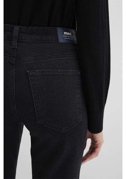 Cindy Pamuklu Mom Fit Yüksel Bel Dar Paça Jeans Bayan Kot Pantolon 100277