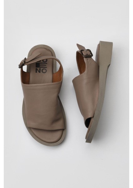 Gri Deri Kadın Düz Sandalet 01WY2917 01WY2917