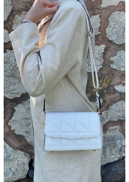 Kadın Siyah Çapraz Kapitone Çanta Capitone modelleri