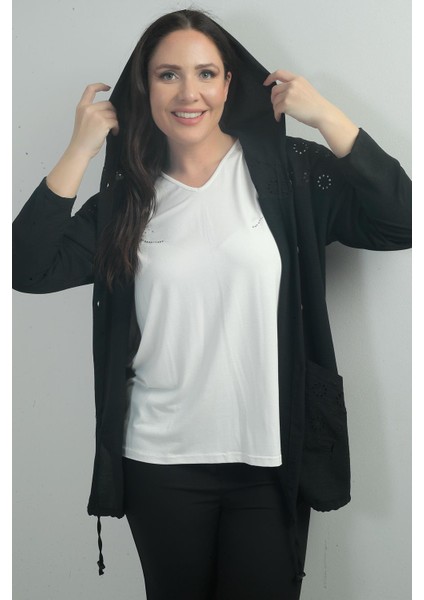 Kadın Kapüşonlu Önü Düğmeli Cepli Fistolu Büyük Beden Hırka fırsatları