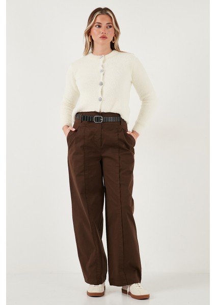 Pamuklu Relaxed Fit Geniş Paça Dikiş Detaylı Kemerli Pantolon Bayan Pantolon 68351208 fiyatları