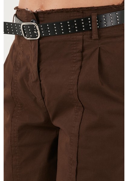 Pamuklu Relaxed Fit Geniş Paça Dikiş Detaylı Kemerli Pantolon Bayan Pantolon 68351208 indirimleri