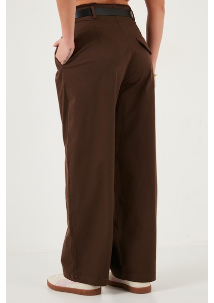 Pamuklu Relaxed Fit Geniş Paça Dikiş Detaylı Kemerli Pantolon Bayan Pantolon 68351208
