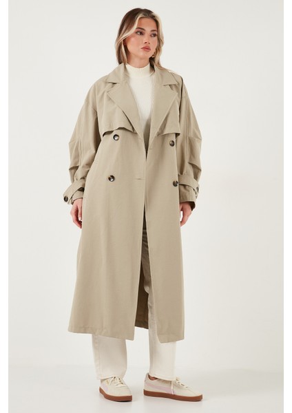Pamuklu Oversize Kruvaze Yaka Düğmeli Uzun Trençkot Bayan Trençkot 6839605 modelleri