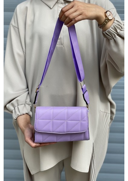 Kadın Siyah Çapraz Kapitone Çanta Capitone