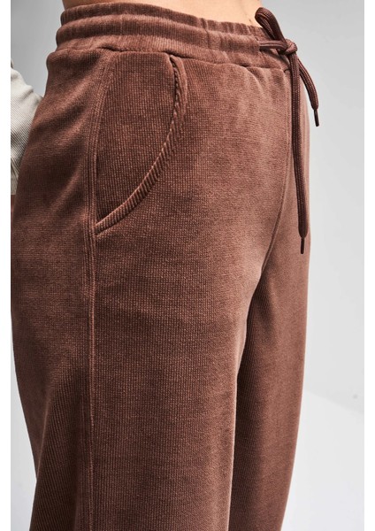 Itsbasic Kadın Siyah Renk 1W41 Ince Fitilli Örme Esnek Kadife Kumaş Pantolon modelleri