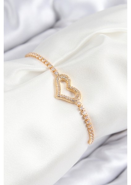 Pirinç Zirkon Taşlı Kalp Model Gümüş Renk Asansörlü Kadın Bileklik