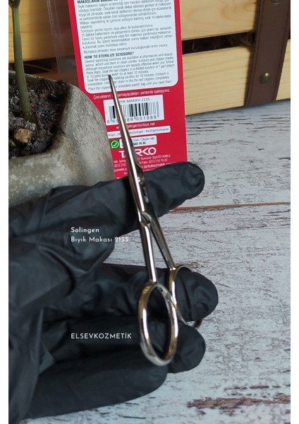 Düzenli ve Şık Bıyık Bakımı Için Kaliteli Makas, Şık Tasarım ve Kolay Kullanım fırsatları