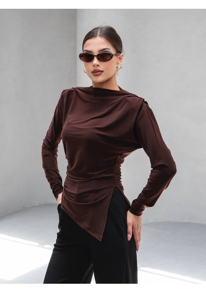 Asımetrık Kesım Vatkalı Bluz