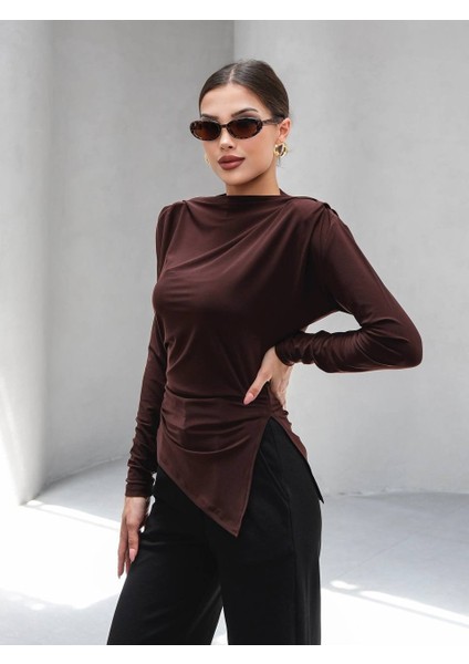 Asımetrık Kesım Vatkalı Bluz