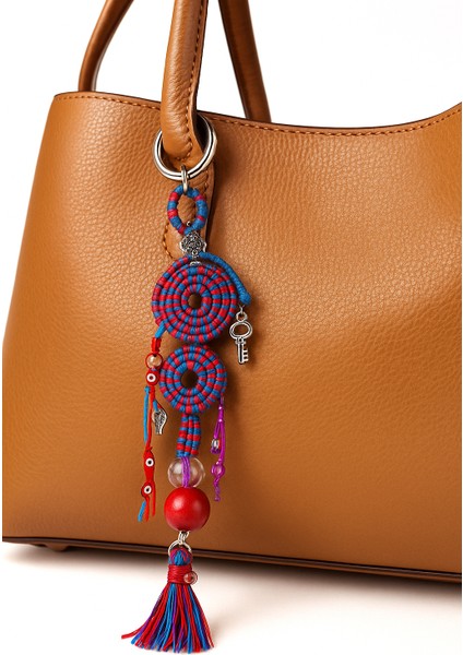 El Yapımı Bereket Charmı – Nazar Boncuklu, Anahtarlı ve Balık Figürlü Püsküllü Çanta Süsü