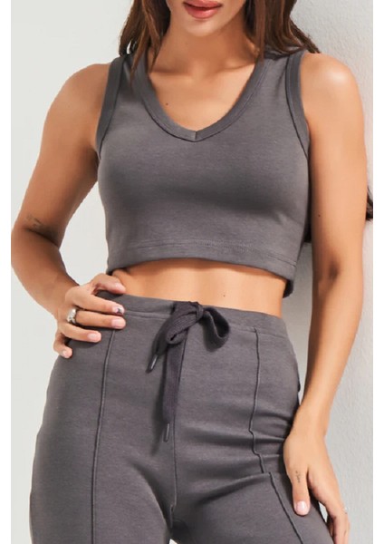 Itsbasic Kadın Antrasit Örme Kumaş Flare Eşofman Büstiyer ve Fermuarlı Sweatshirt 3'lü Kombin Takım fırsatları