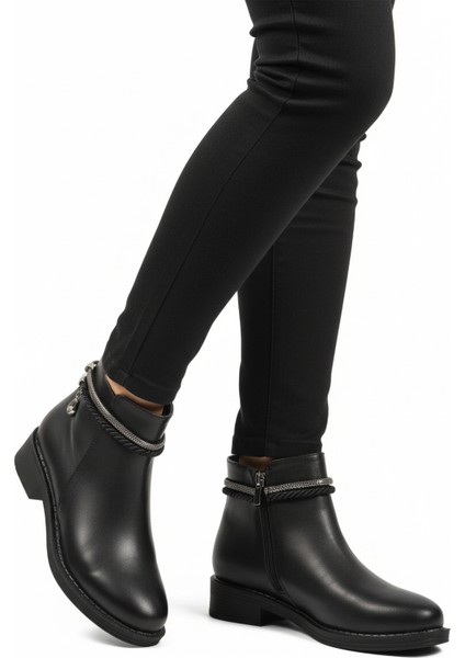 Siyah Fermuarlı Kadın Topuklu Bot