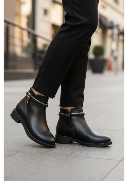 Siyah Fermuarlı Kadın Topuklu Bot modelleri