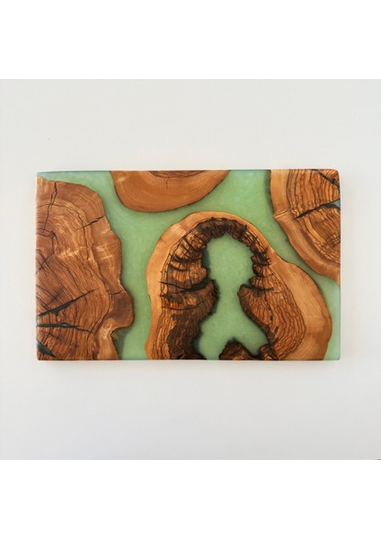 Zeytin Ağacı ve Yeşil Epoksi Sunum Tahtası 40X25 cm El Yapımı modelleri