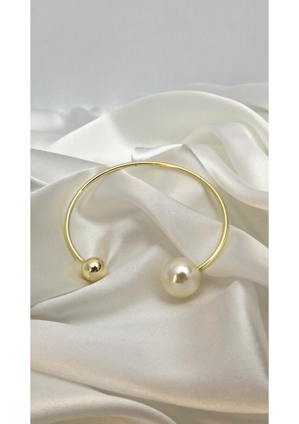 Inci Detaylı Kelepçe Bilezik