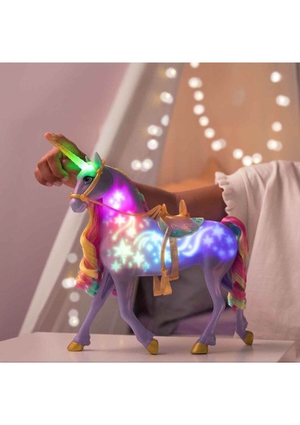 Sesli ve Işıklı Unicorn Academy Sophia ve Wildstar Figür Seti indirimleri