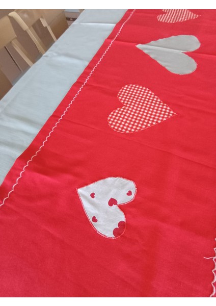 Su Geçirmez Leke Tutmaz Kalp Aplikeli Saçaklı Duck Keten Runner