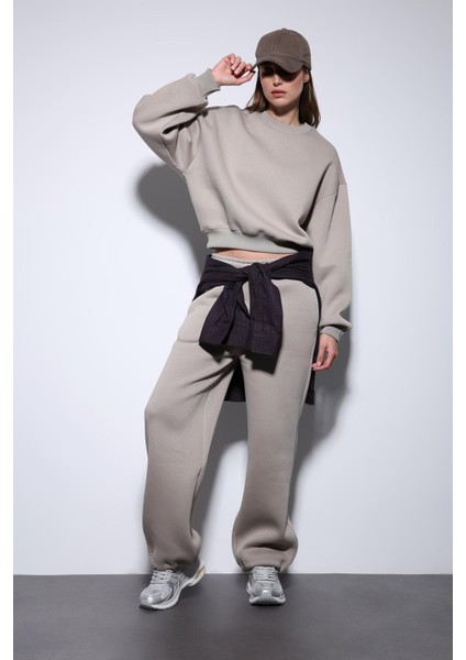 Açık Vizon Basic Kadın Sweatshirt