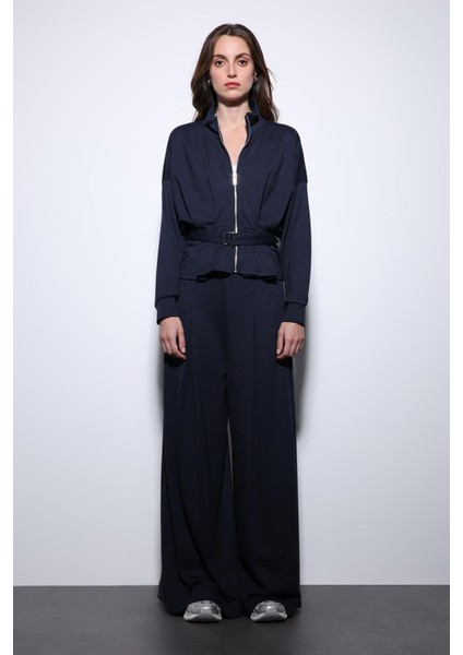 Lacivert Bel Kemerli Geniş Paça Pantolonlu Takım fırsatları