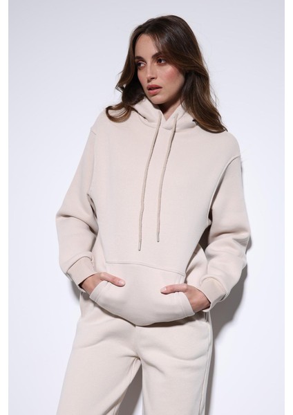 Taş Kapüşonlu Basic Kadın Sweatshirt fırsatları