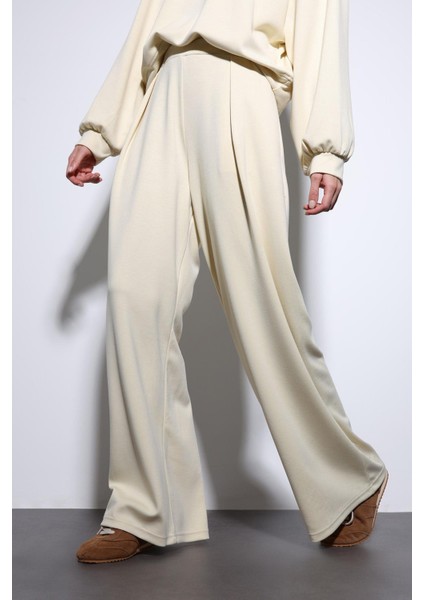 Sarı Geniş Paça Relaxed Kadın Takım fırsatları