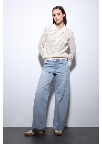 Ekru Polo Yaka Desenli Triko Kadın Kazak