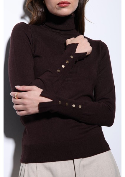 Kahve Dik Yaka Triko Kazak fırsatları