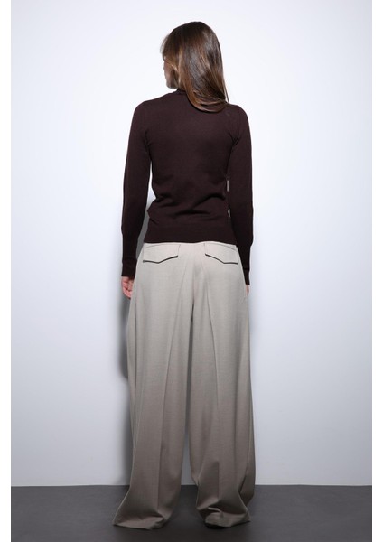 Kahve Dik Yaka Triko Kazak indirimleri