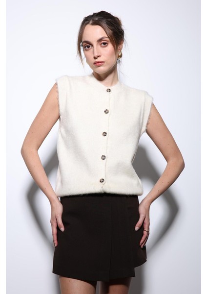 Ekru Dokulu Kadın Triko Yelek fiyatları