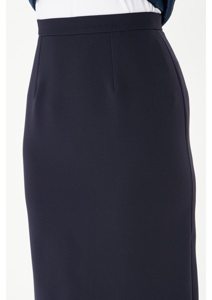Lacivert Krep Yüksek Bel Etek – Kadın Ofis ve Günlük Giyim Uyumlu Şık Klasik Diz Altı Etek
