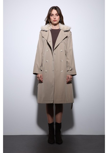 Bej Suni Kürklü Yaka Kadın Trençkot fiyatları