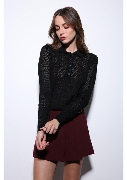 Siyah Polo Yaka Desenli Triko Kadın Kazak fırsatları