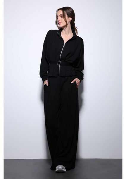 Siyah Bel Kemerli Geniş Paça Pantolonlu Takım modelleri