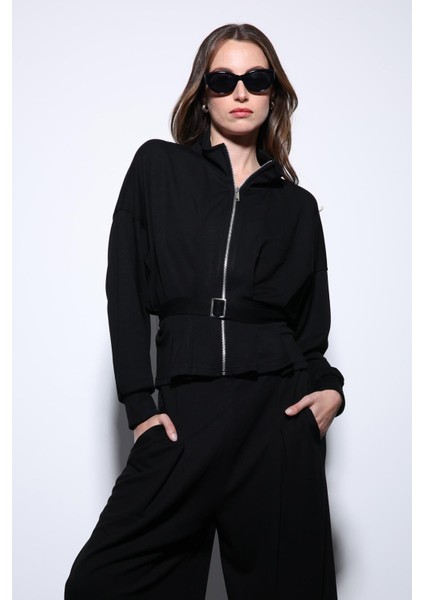 Siyah Bel Kemerli Geniş Paça Pantolonlu Takım indirimleri