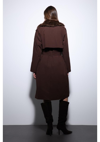 Kahve Suni Kürklü Yaka Kadın Trençkot