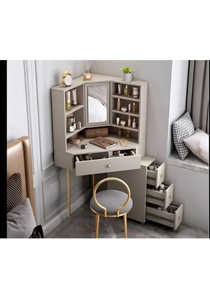 Sana Köşe Makyaj Takımı