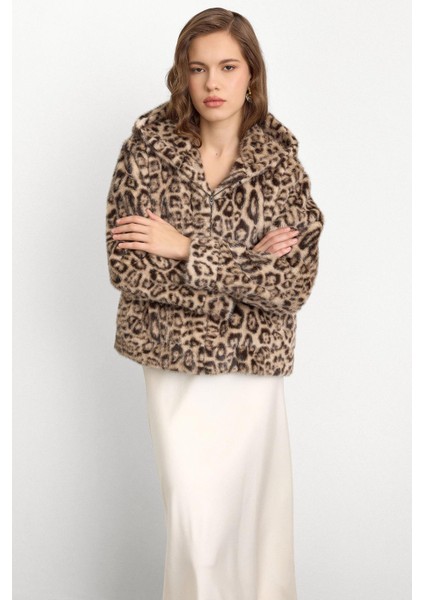 Kapüşonlu Leopar Desenli Suni Kürk Ceket Bej 1015 modelleri