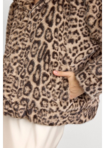 Kapüşonlu Leopar Desenli Suni Kürk Ceket Bej 1015